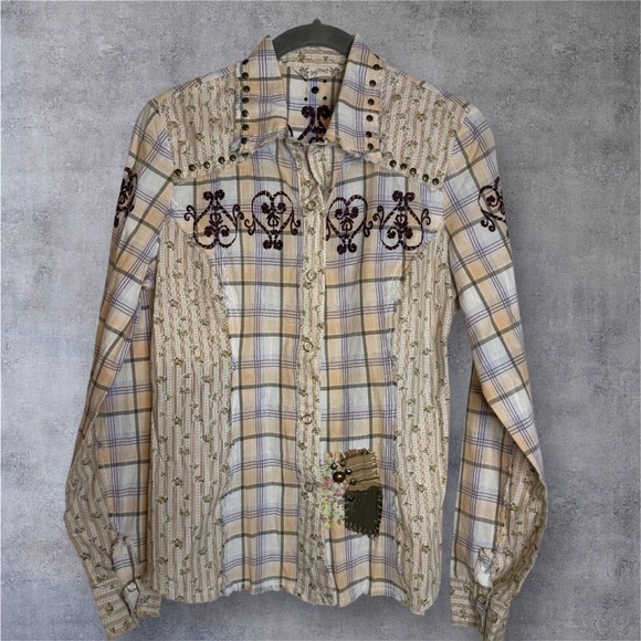 DAY TRIP Western Distressed Plaid Embroidered Snap Shirt MED Cowgirl Rodeo Boho - Picture 4 of 16